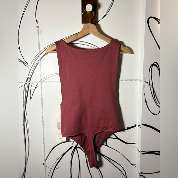 NEW Aura Mauve Thong Bodysuit, High Neck Chic Material, Size M/L - Picture 6 of 10